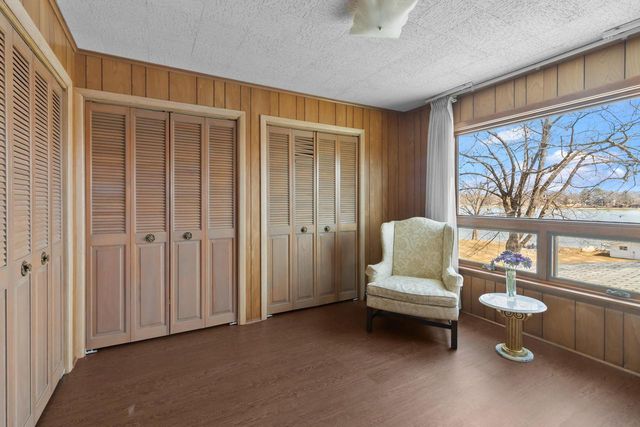 N1140 Tombeau ROAD, Genoa City, WI 53128