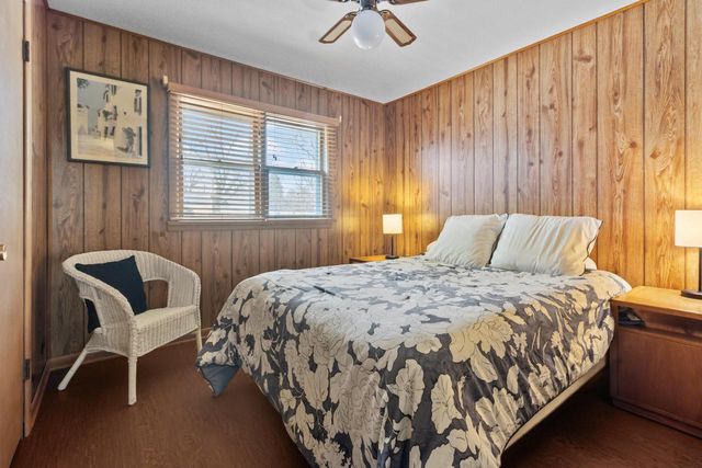 N1140 Tombeau ROAD, Genoa City, WI 53128