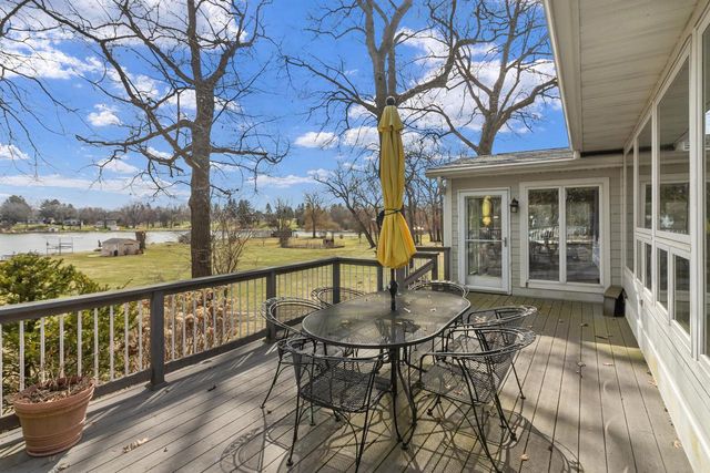 N1140 Tombeau ROAD, Genoa City, WI 53128