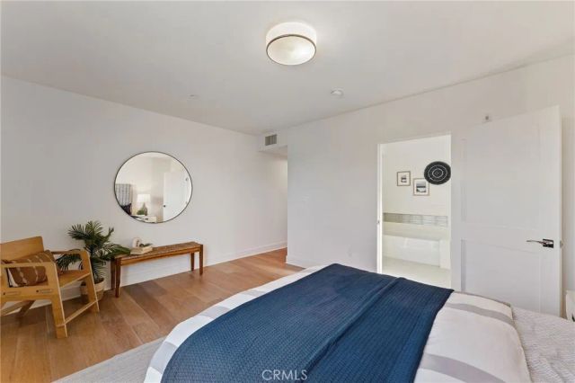 118 N Kings Rd 201, Los Angeles, CA 90048