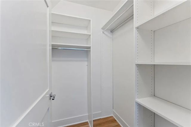 118 N Kings Rd 201, Los Angeles, CA 90048