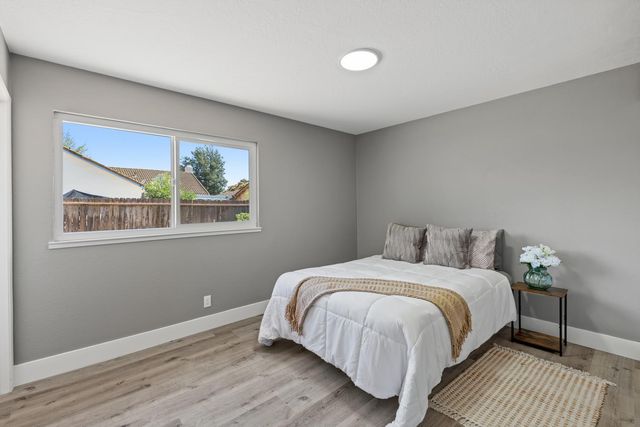 2212 Chambord Dr, Stockton, CA 95210