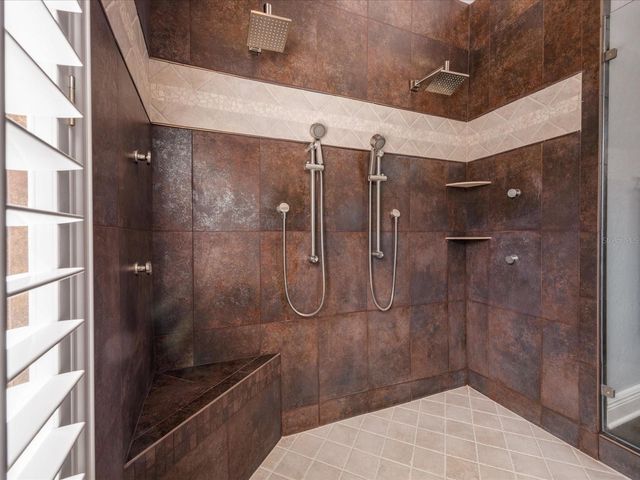 10 WINDRUSH COURT, Oldsmar, FL 34677