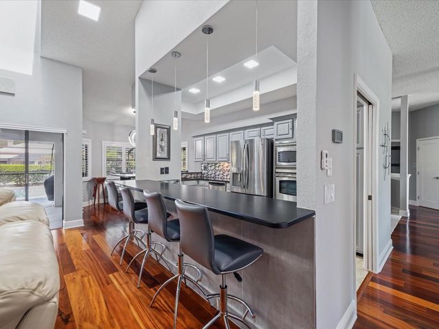 10 WINDRUSH COURT, Oldsmar, FL 34677