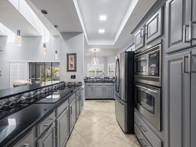 10 WINDRUSH COURT, Oldsmar, FL 34677