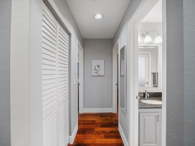 10 WINDRUSH COURT, Oldsmar, FL 34677