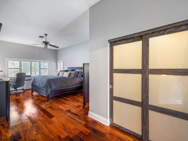 10 WINDRUSH COURT, Oldsmar, FL 34677