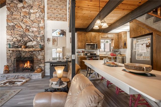 39945 Trail Of The Whispering Pines, Big Bear Lake, CA 92315