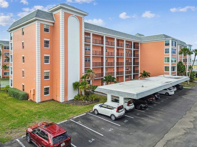 6800 20TH AVENUE N 107, St Petersburg, FL 33710