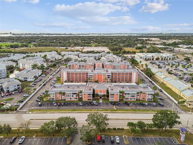 6800 20TH AVENUE N 107, St Petersburg, FL 33710