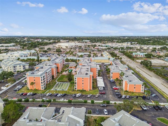 6800 20TH AVENUE N 107, St Petersburg, FL 33710