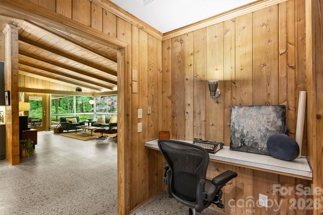 1916 Fair Forest Drive, Matthews, NC 28105