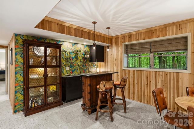 1916 Fair Forest Drive, Matthews, NC 28105
