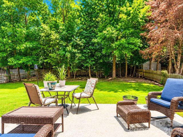 3543 Manor House Drive, Charlotte, NC 28270