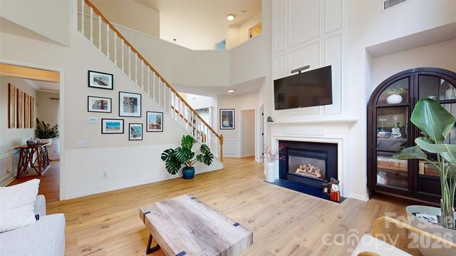 3543 Manor House Drive, Charlotte, NC 28270