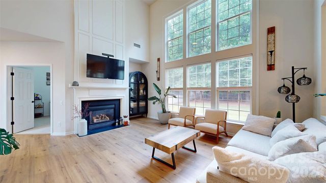 3543 Manor House Drive, Charlotte, NC 28270