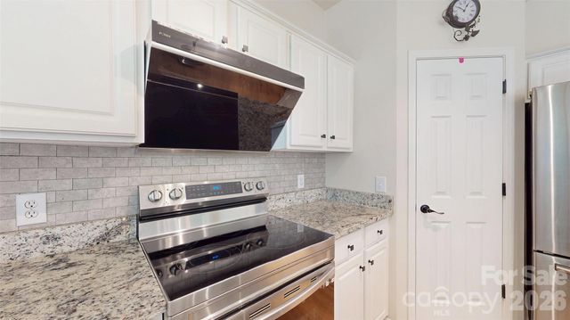 3543 Manor House Drive, Charlotte, NC 28270