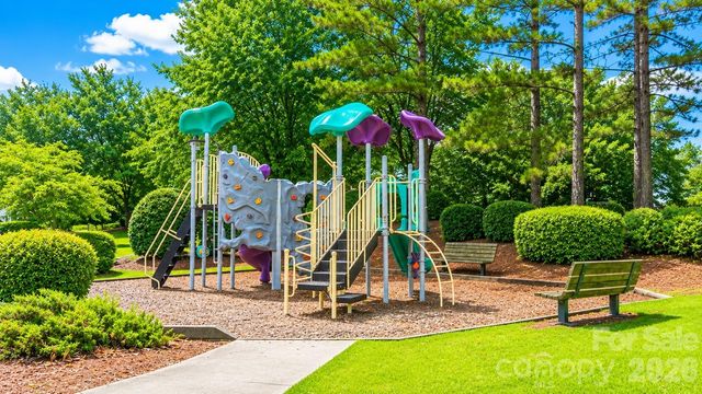 3543 Manor House Drive, Charlotte, NC 28270