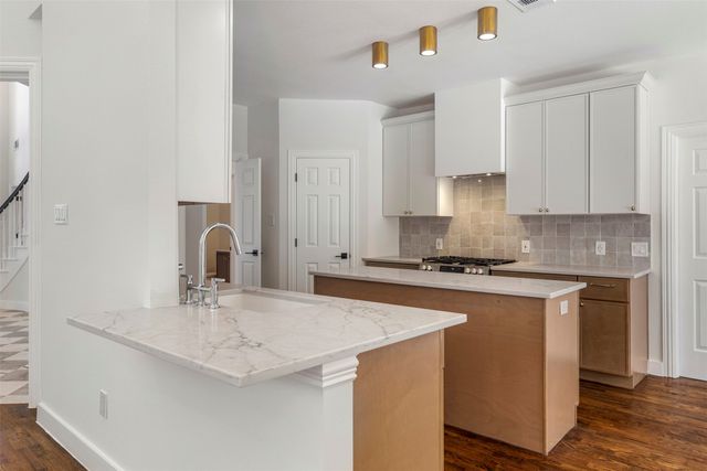 5805 Kingsbrook Drive, Plano, TX 75093