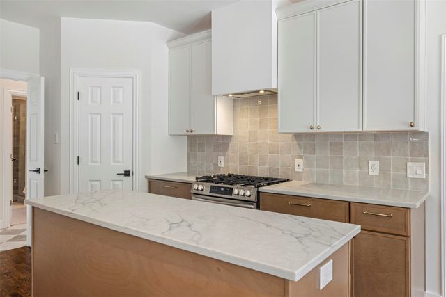 5805 Kingsbrook Drive, Plano, TX 75093