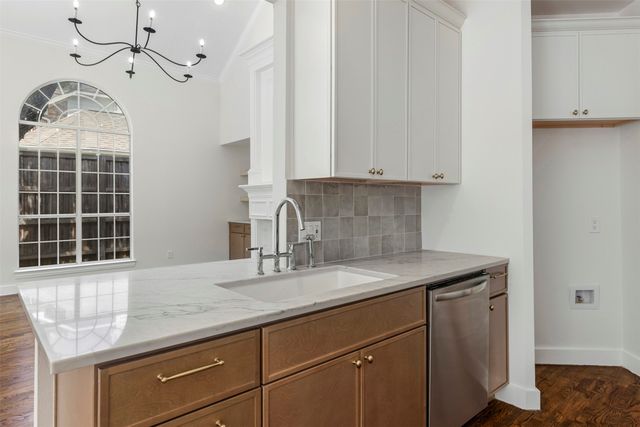 5805 Kingsbrook Drive, Plano, TX 75093