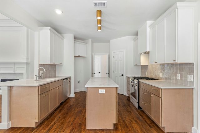 5805 Kingsbrook Drive, Plano, TX 75093