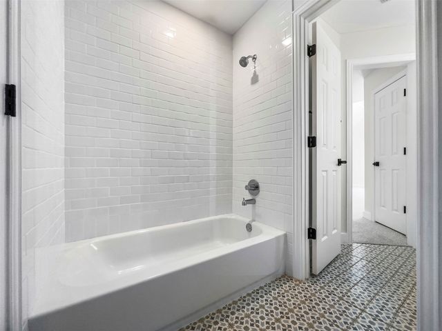 5805 Kingsbrook Drive, Plano, TX 75093