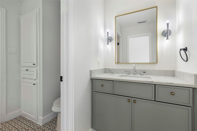5805 Kingsbrook Drive, Plano, TX 75093