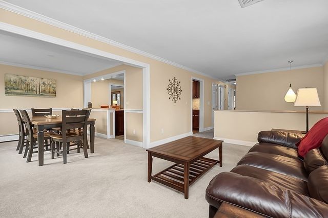 254 Daniels St, Franklin, MA 02038