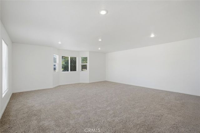 27031 Yale, Hemet, CA 92544