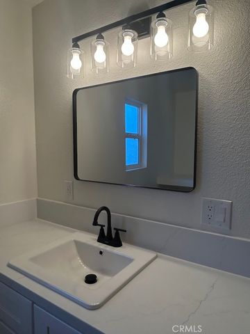 27031 Yale, Hemet, CA 92544