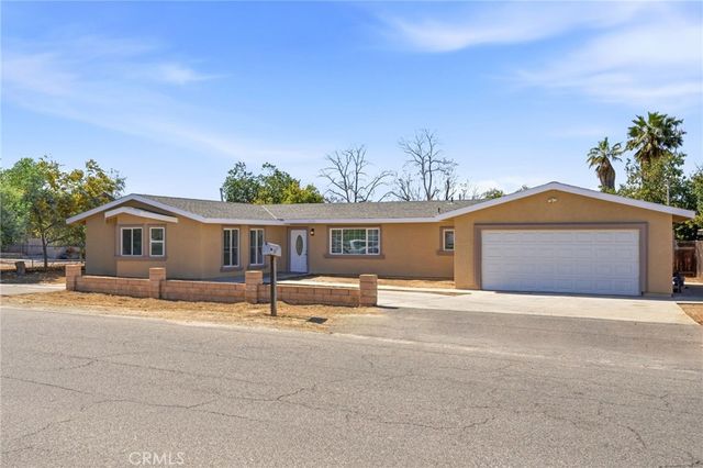 27031 Yale, Hemet, CA 92544
