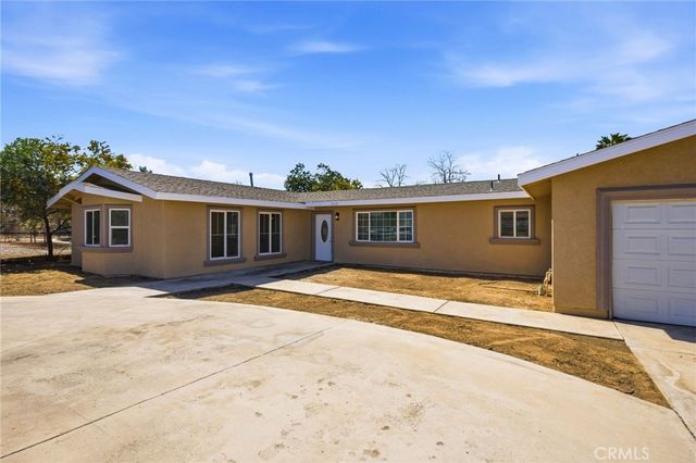 27031 Yale, Hemet, CA 92544