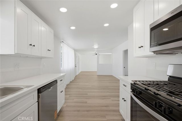 27031 Yale, Hemet, CA 92544