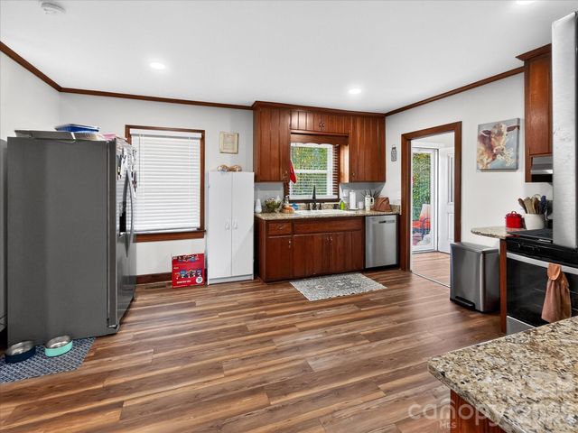 159 W Mountain Street, Rutherfordton, NC 28139