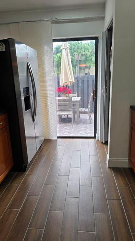 716 Sunny Pine Way D, Greenacres, FL 33415