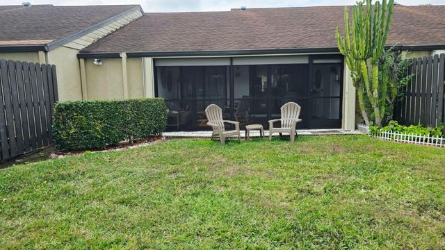 716 Sunny Pine Way D, Greenacres, FL 33415