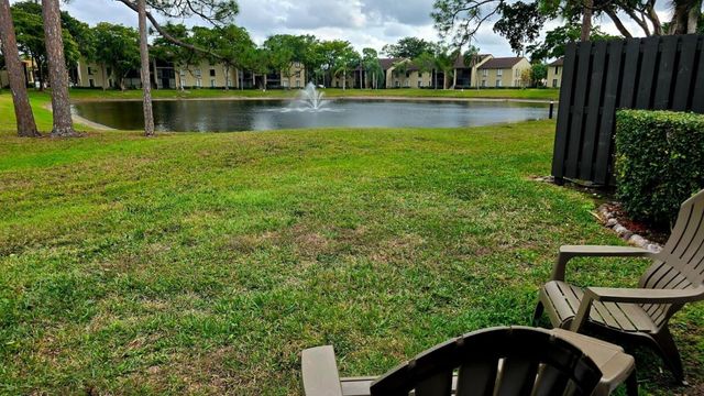 716 Sunny Pine Way D, Greenacres, FL 33415