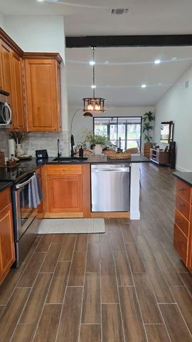 716 Sunny Pine Way D, Greenacres, FL 33415