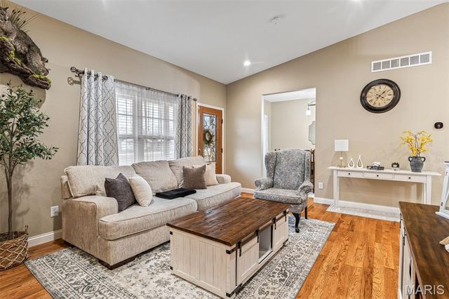 1026 Chestnut Acres Lane, Farmington, MO 63640