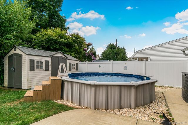 93 Duckpond Drive N, Wantagh, NY 11793