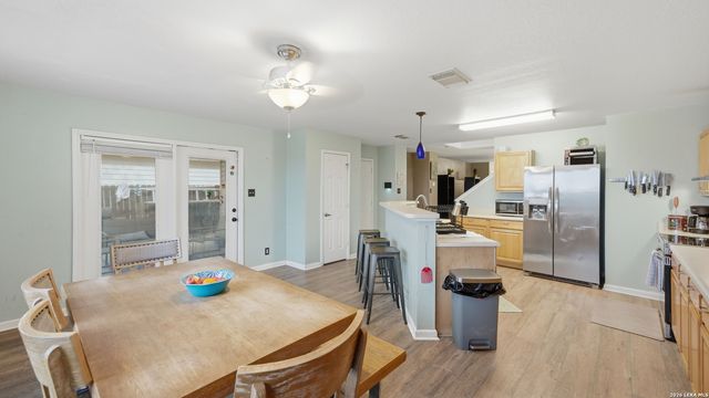 3956 Cherokee, New Braunfels, TX 78132