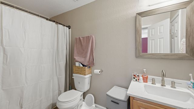 3956 Cherokee, New Braunfels, TX 78132