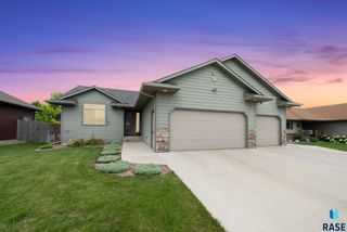 2809 S Lucerne Ave, Sioux Falls, SD 57106
