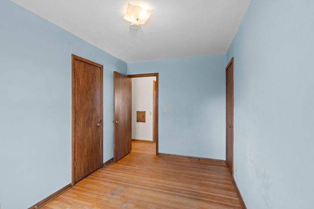 5251 Quebec Avenue N, New Hope, MN 55428