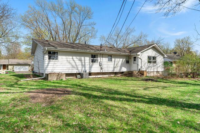 5251 Quebec Avenue N, New Hope, MN 55428