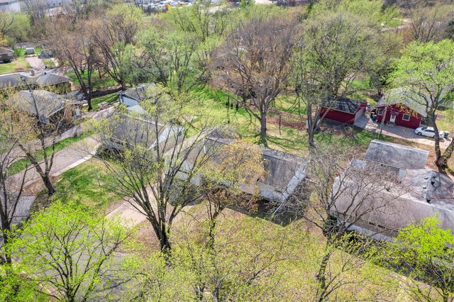 5251 Quebec Avenue N, New Hope, MN 55428