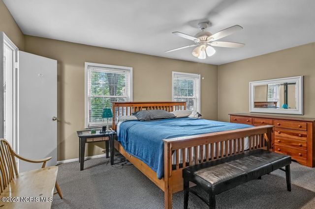 4132 Sheraton Road, Ottawa Hills, OH 43606