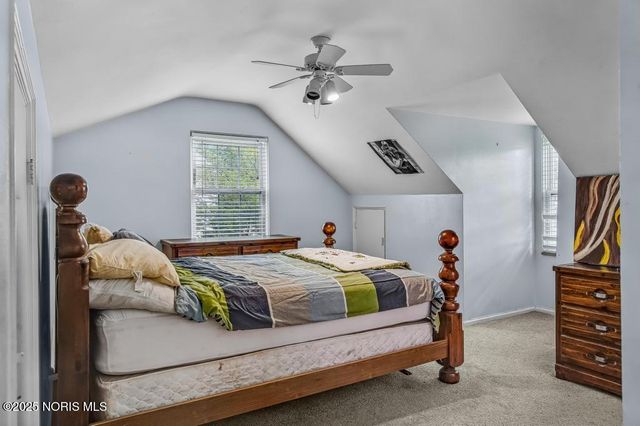 4132 Sheraton Road, Ottawa Hills, OH 43606