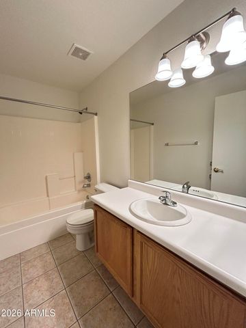 8571 W VOGEL Avenue, Peoria, AZ 85345